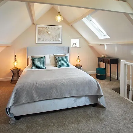 Сasa de vacaciones Host & - Middle