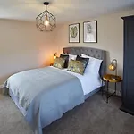Holiday home Host & - Middle